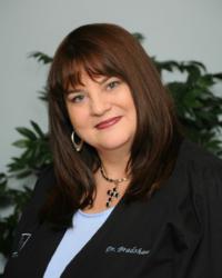 Dr. Gayle Bradshaw is a periodontist in The Woodlands, TX.